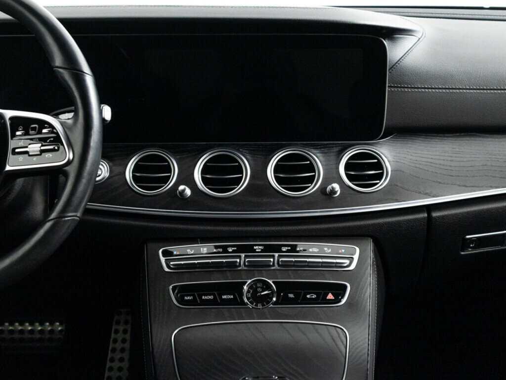 Mercedes-Benz E-Класс 400 d, 2018 Фото №14