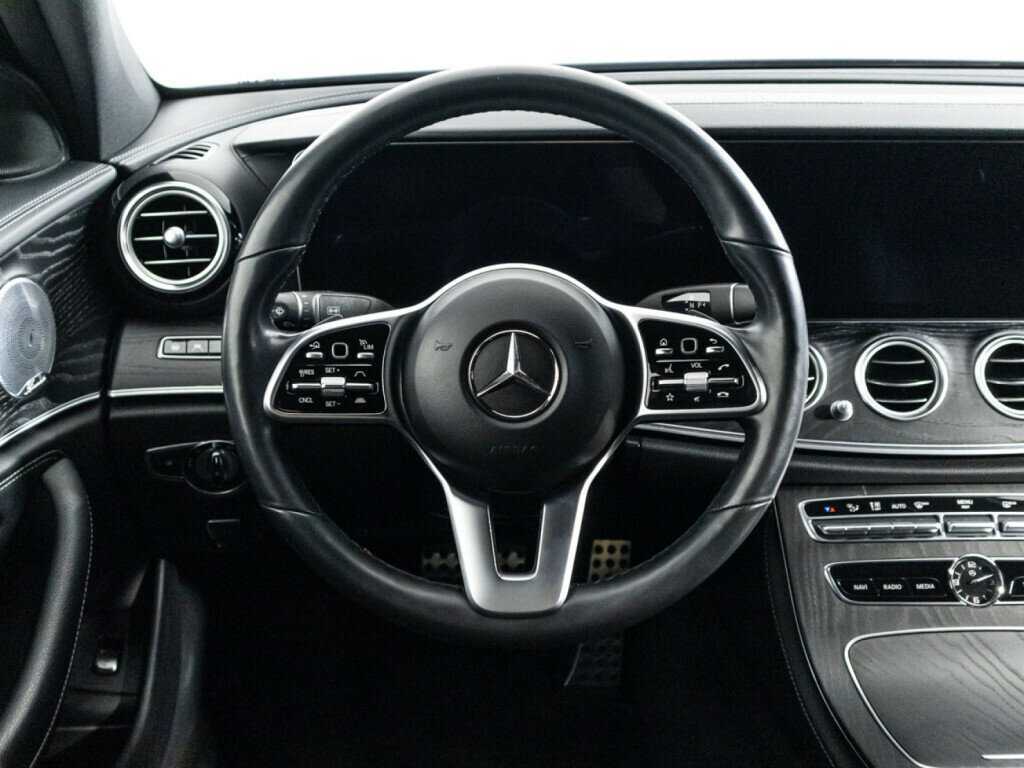 Mercedes-Benz E-Класс 400 d, 2018 Фото №23