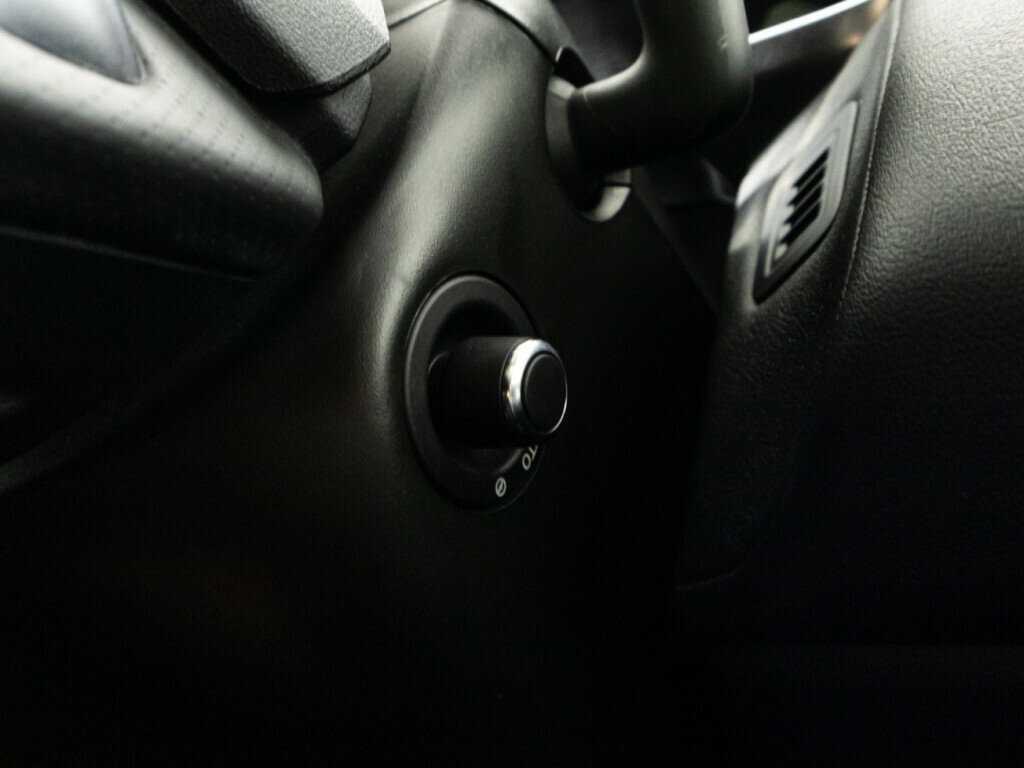 Land Rover Range Rover Sport, 2018 Фото №26