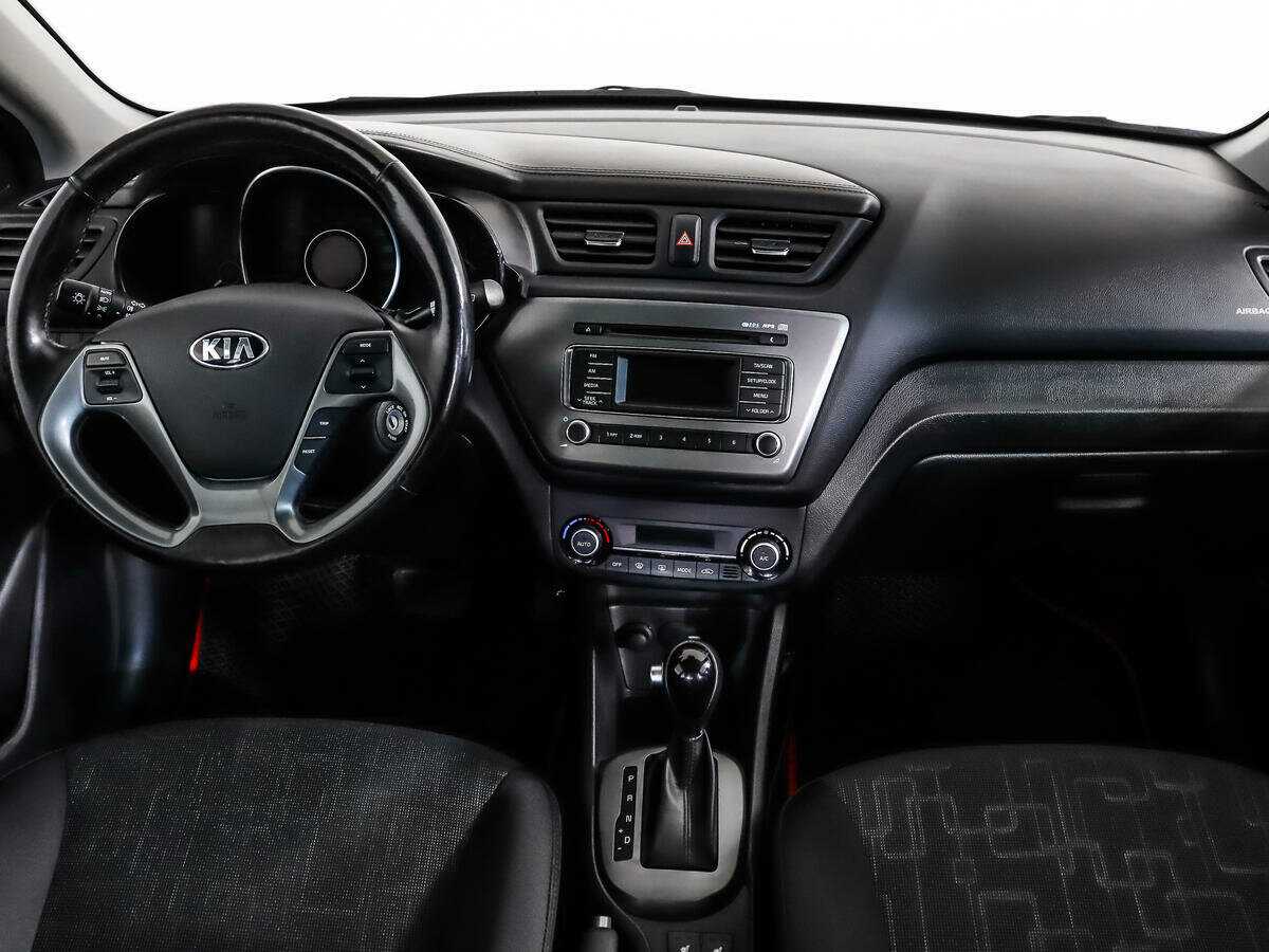 Kia Rio, 2017 Фото №12