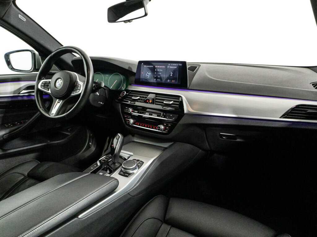 BMW 5 серии 540d xDrive, 2020 Фото №9