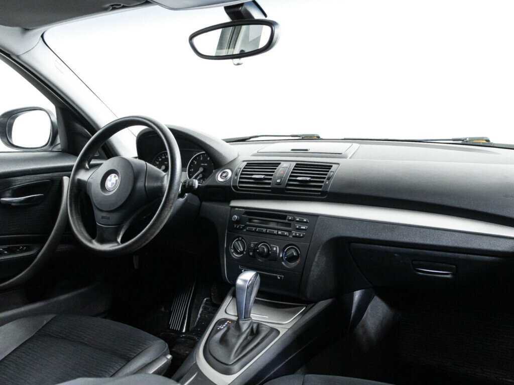 BMW 1 серии 116i, 2011 Фото №9