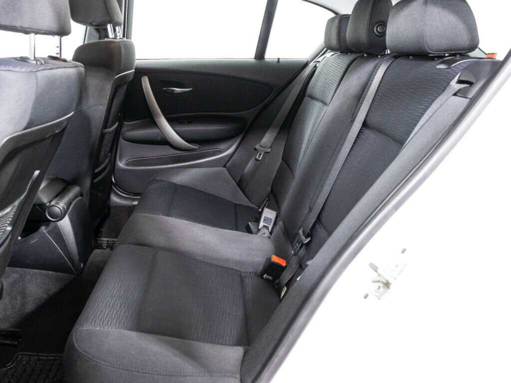 BMW 1 серии 116i, 2011 Фото №10