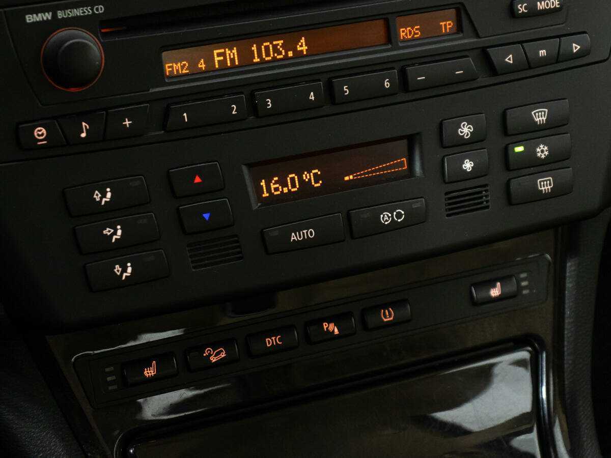 BMW X3 25i, 2008 Фото №16