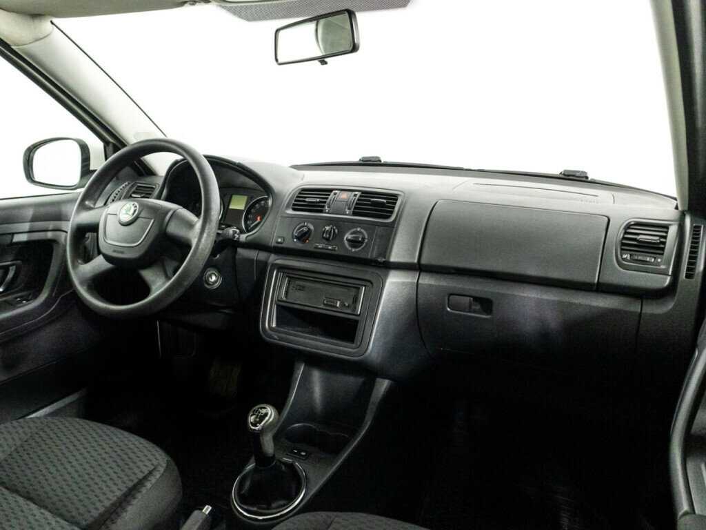 Skoda Fabia, 2010 Фото №9