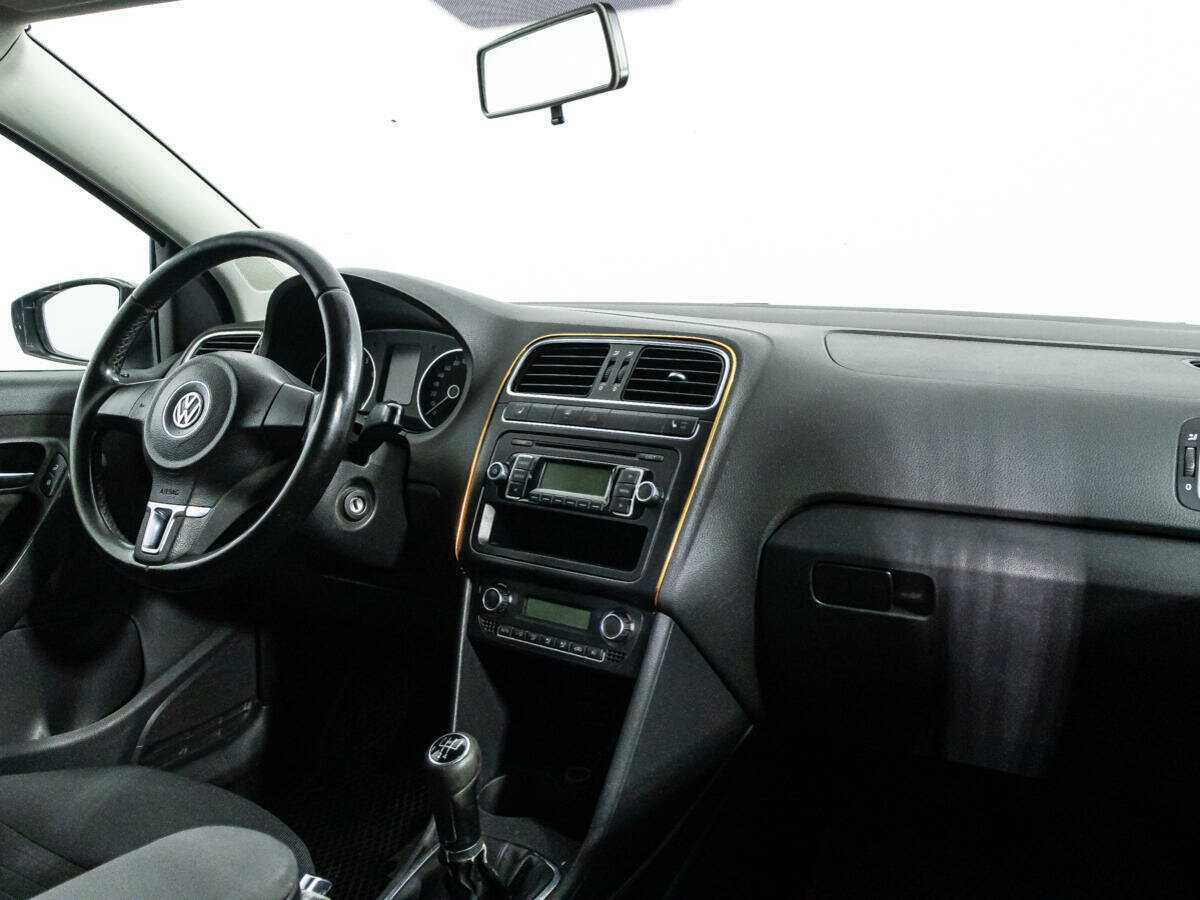 Volkswagen Polo, 2010 Фото №9