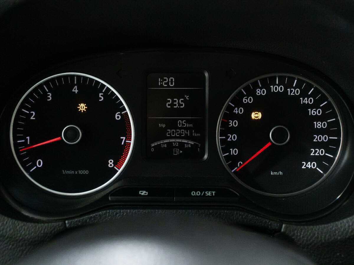 Volkswagen Polo, 2010 Фото №12