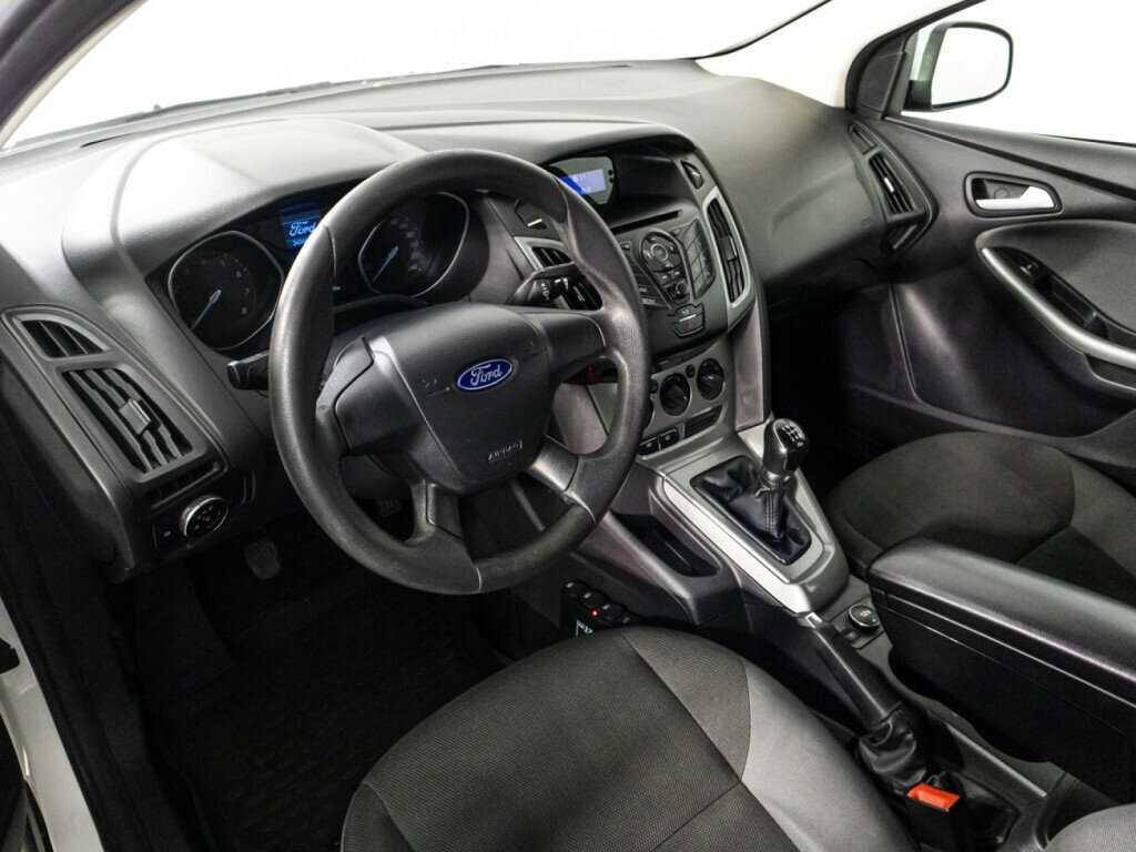 Ford Focus, 2011 Фото №11