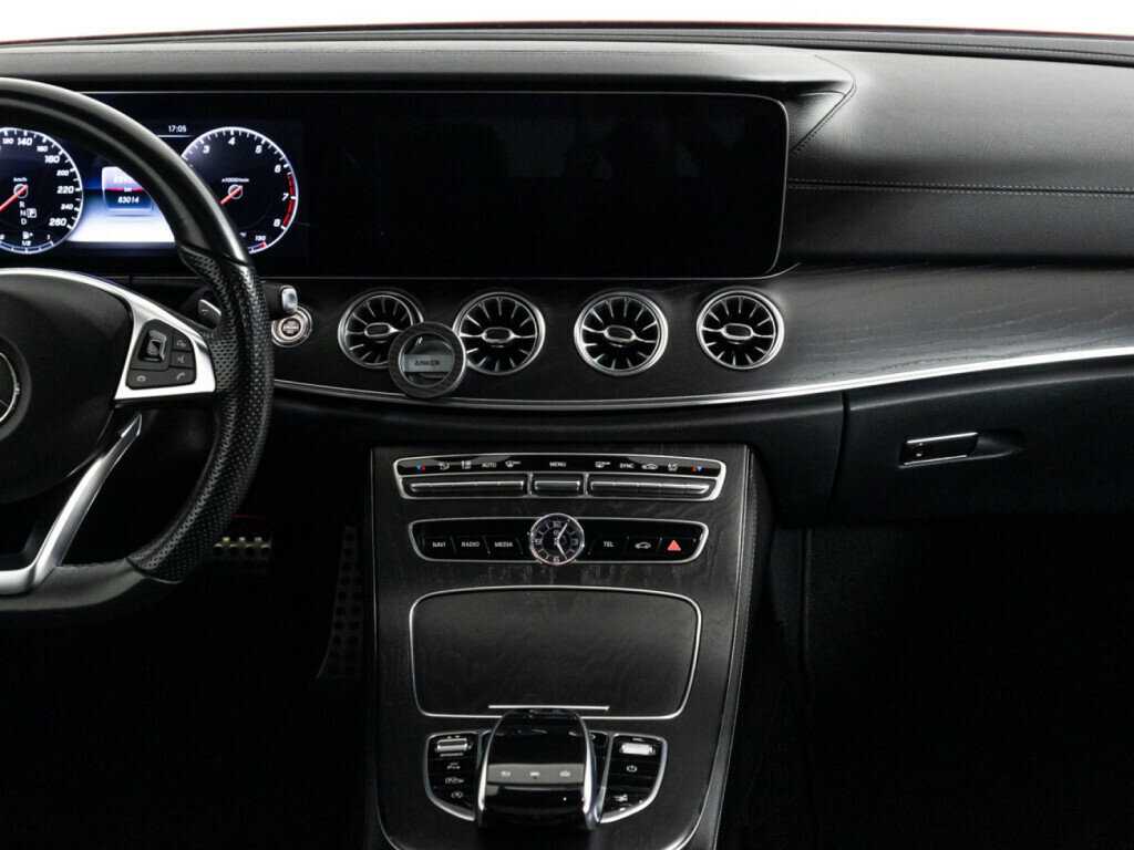 Mercedes-Benz E-Класс 200, 2017 Фото №14