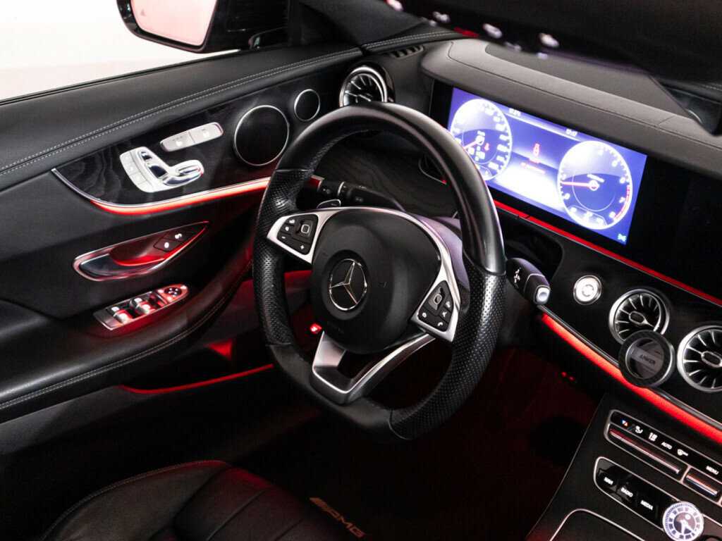 Mercedes-Benz E-Класс 200, 2017 Фото №25