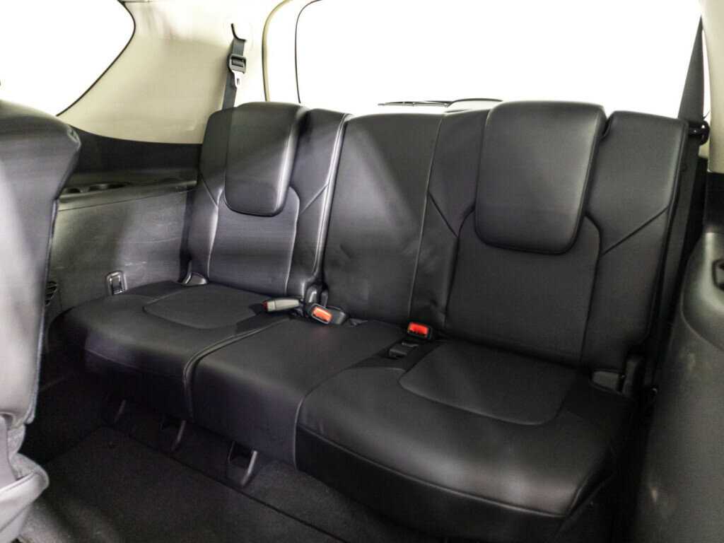 Infiniti QX80, 2017 Фото №16