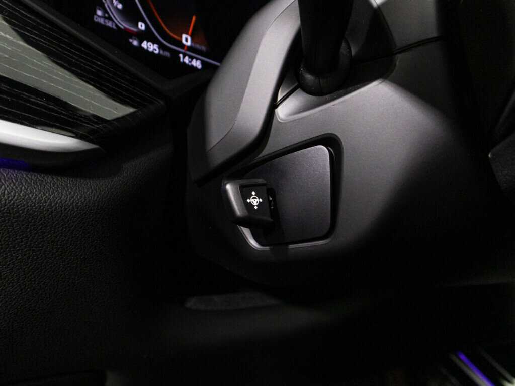 BMW X7 M50d, 2020 Фото №25