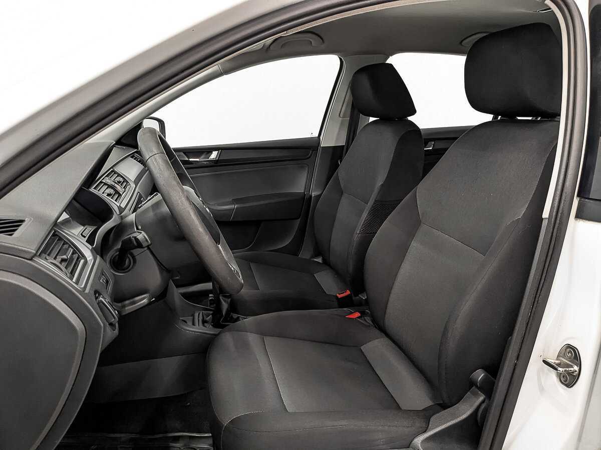 Skoda Rapid, 2017 Фото №20