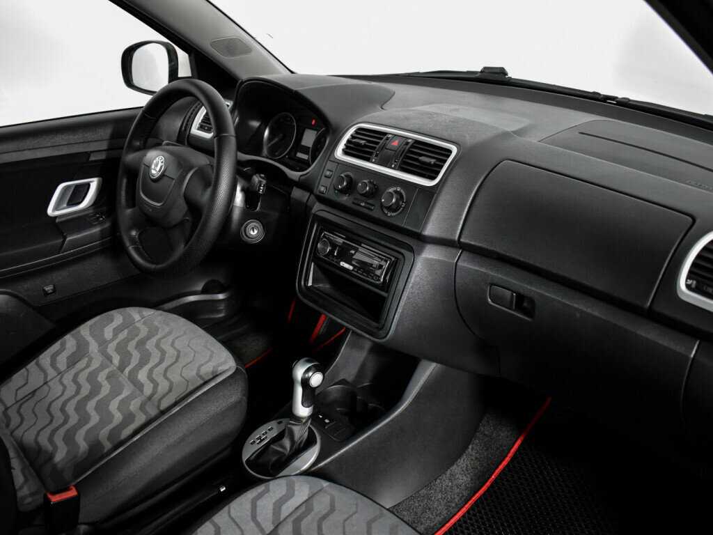 Skoda Fabia, 2009 Фото №12