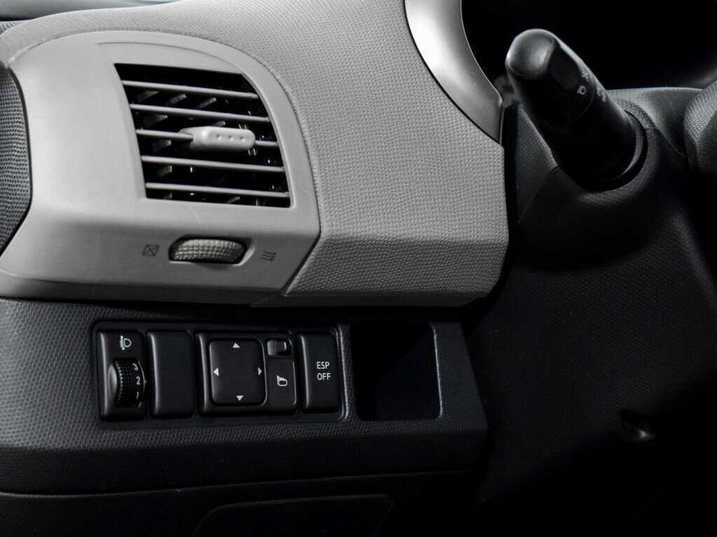 Nissan Micra, 2008 Фото №10