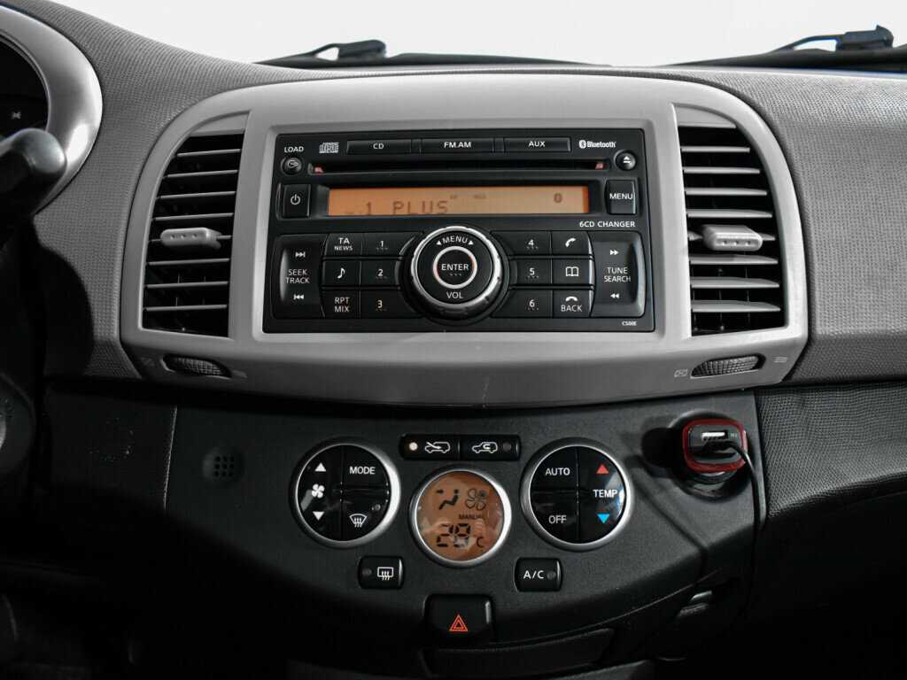 Nissan Micra, 2008 Фото №15