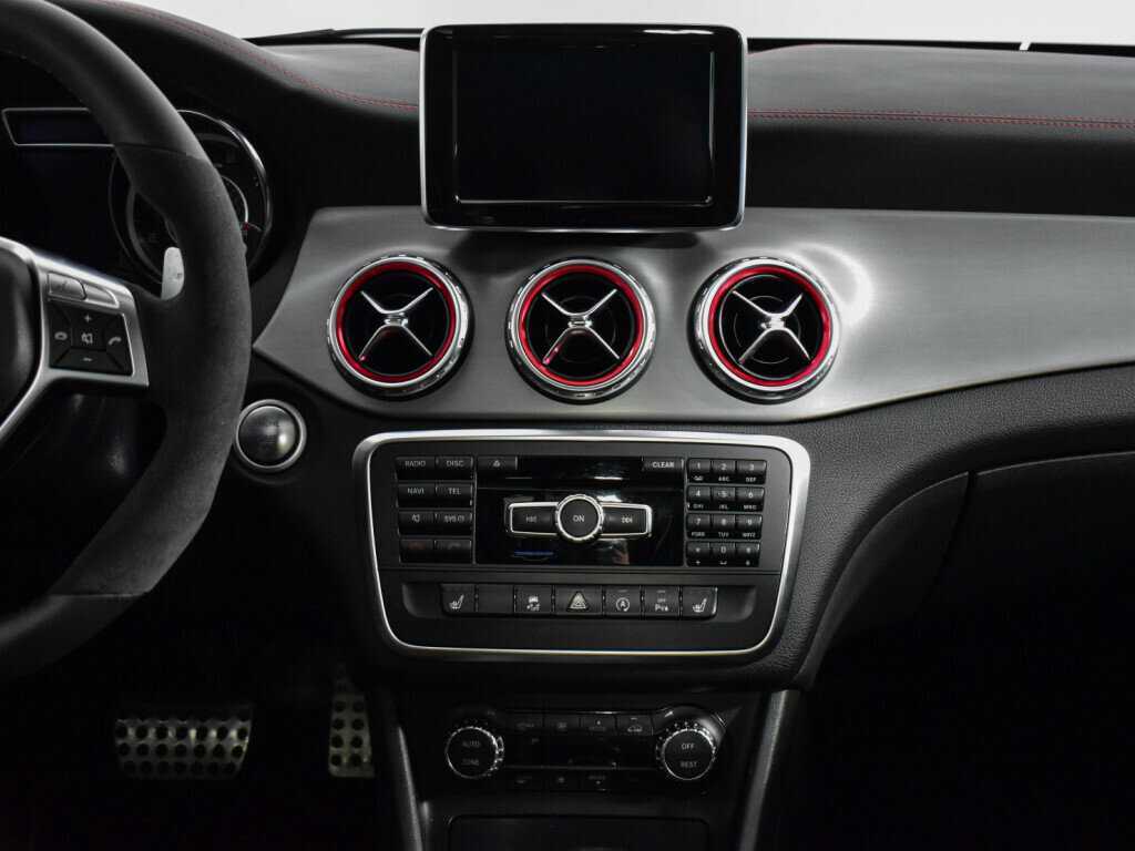 Mercedes-Benz GLA AMG 45 AMG, 2015 Фото №19