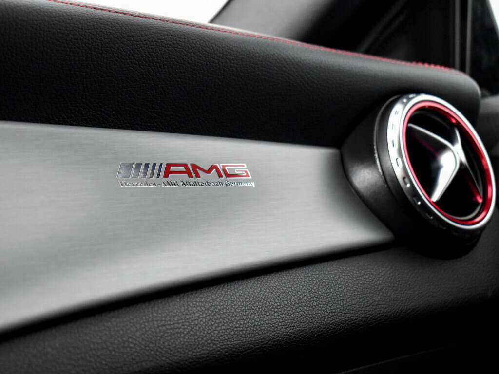 Mercedes-Benz GLA AMG 45 AMG, 2015 Фото №20