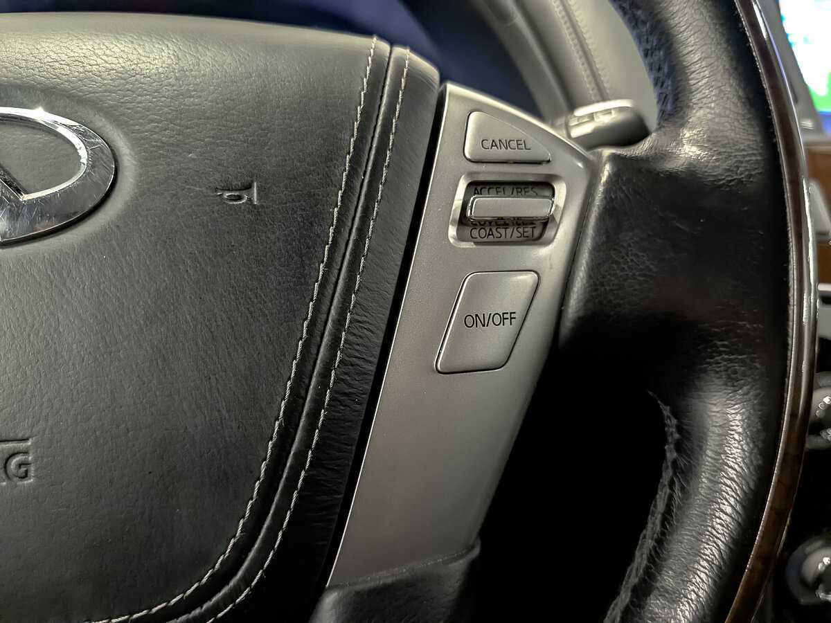 Infiniti QX80, 2018 Фото №28