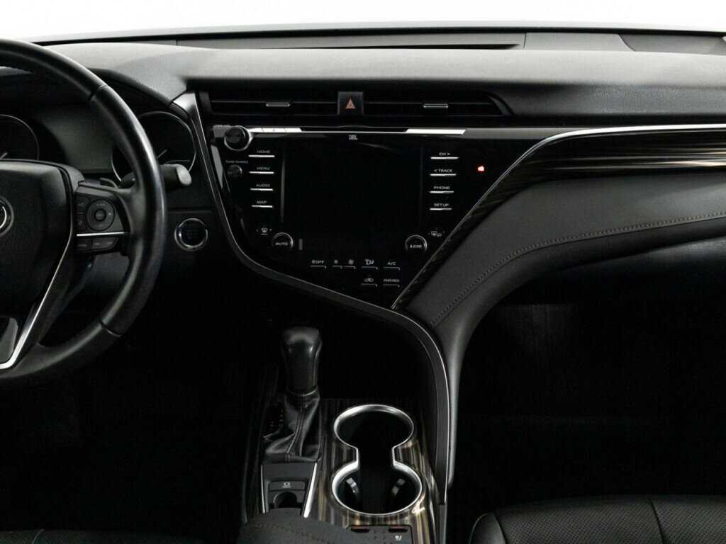 Toyota Camry, 2020 Фото №13
