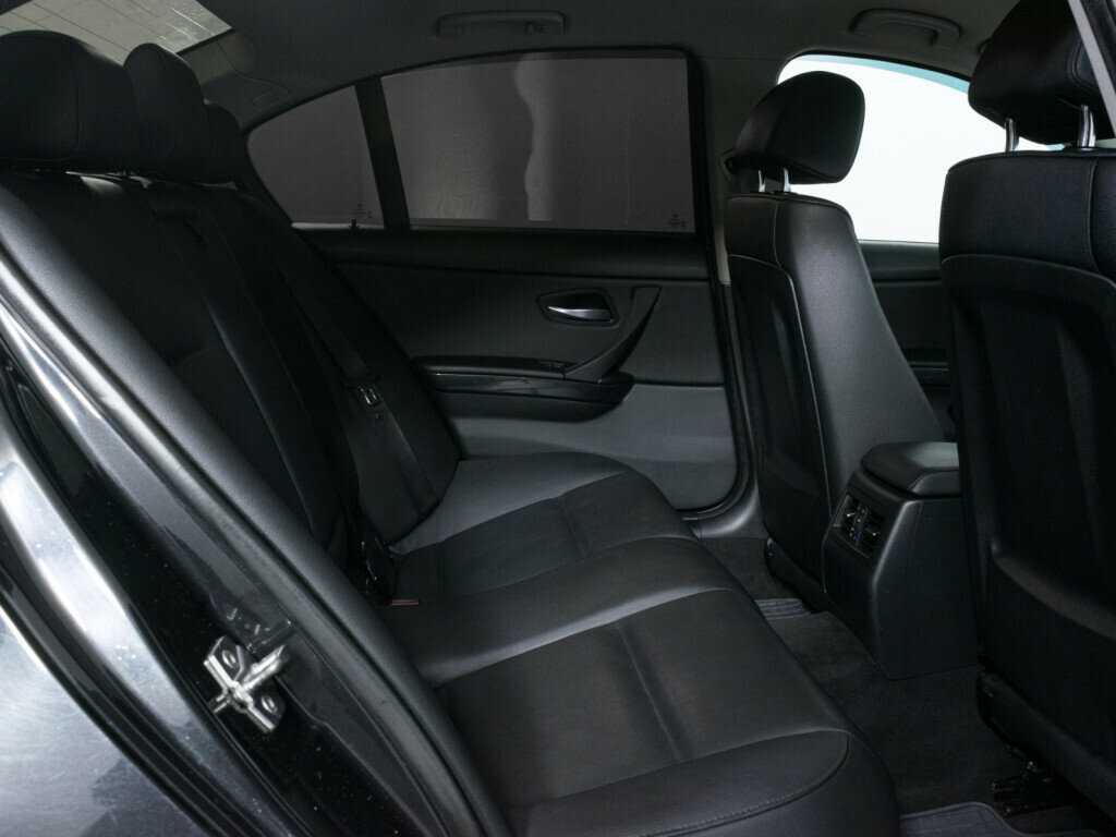 BMW 3 серии 320i, 2010 Фото №10