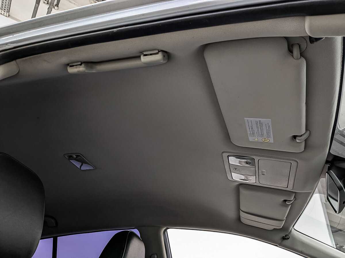 Nissan Tiida, 2008 Фото №22