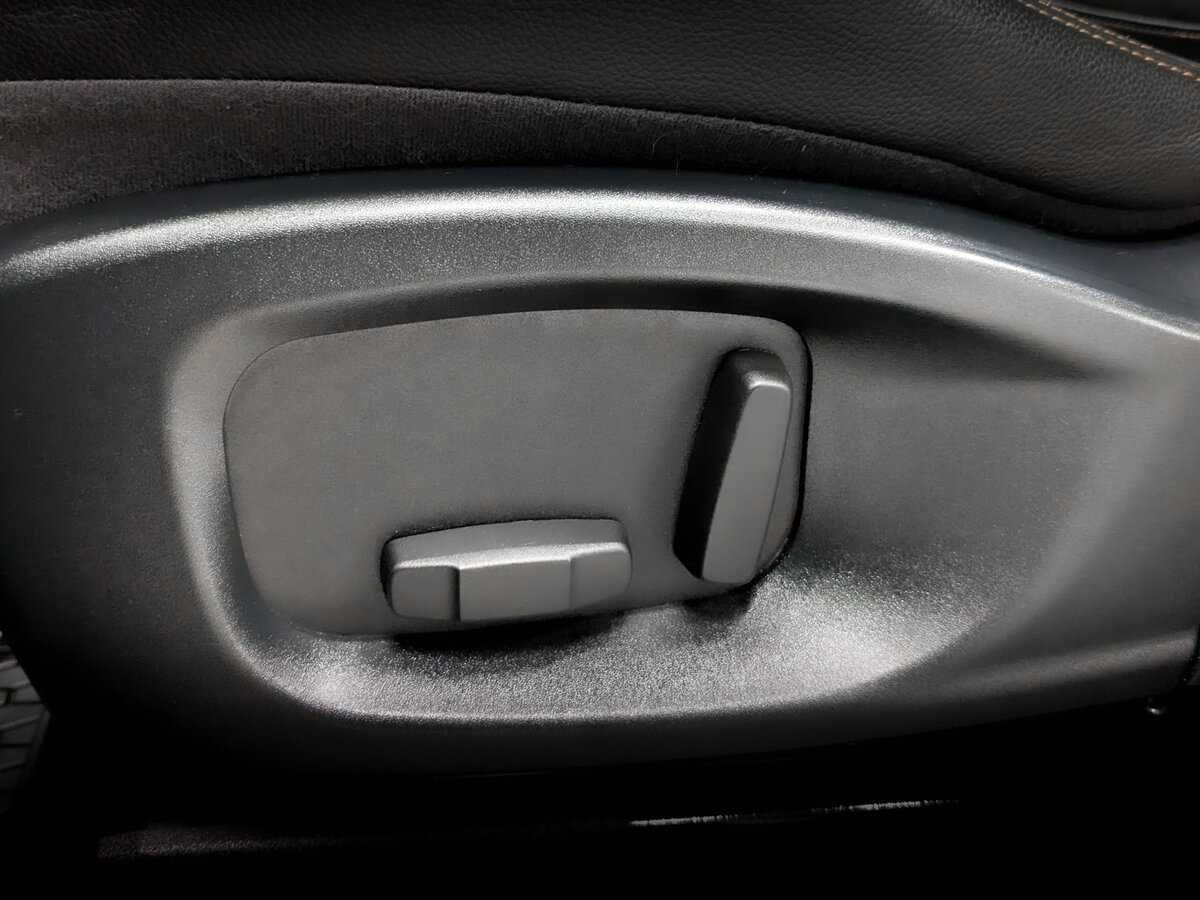 Jaguar F-Pace, 2017 Фото №21