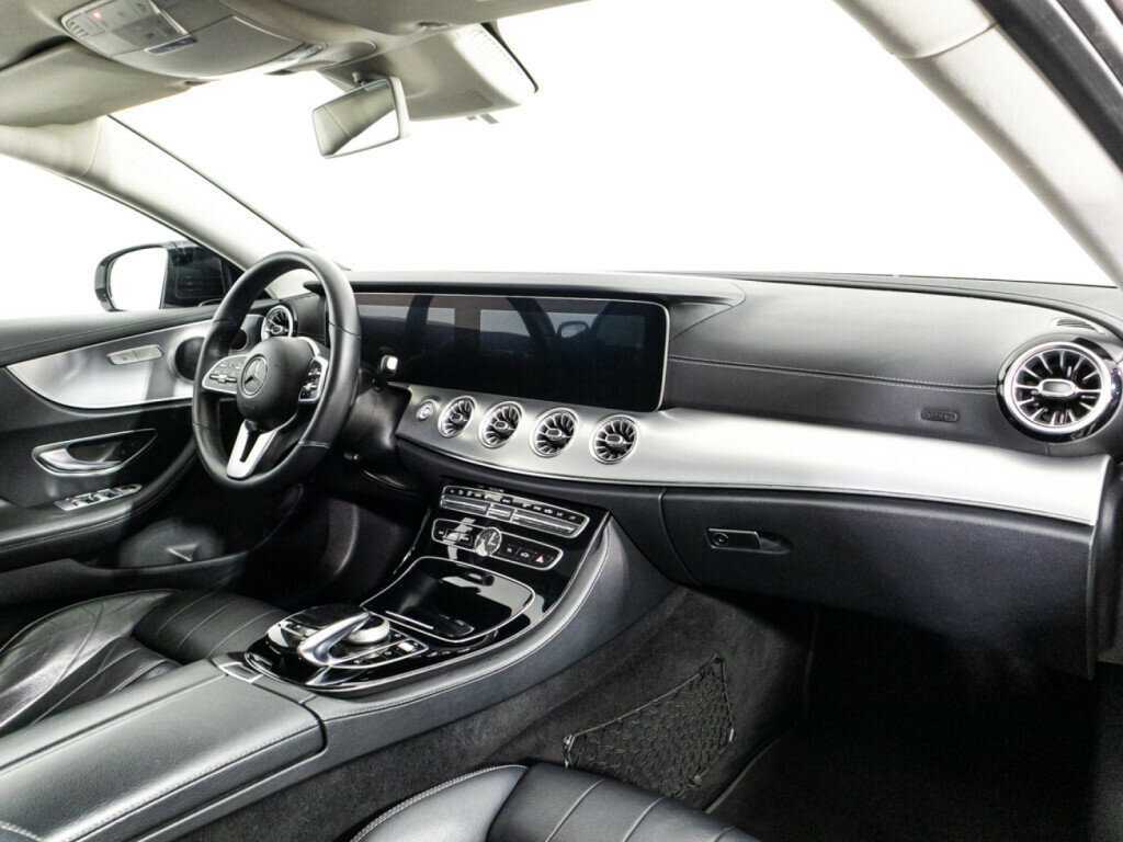 Mercedes-Benz E-Класс 220 d, 2020 Фото №9