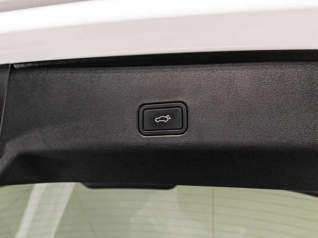 Geely Monjaro, 2023 Фото №14