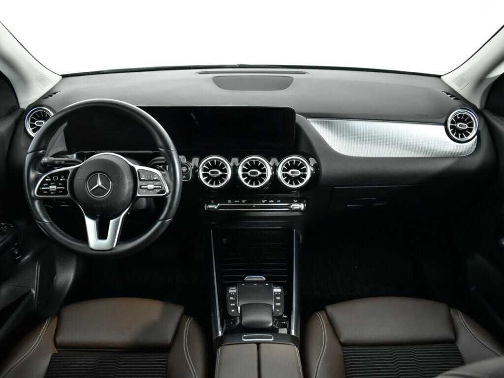 Mercedes-Benz GLA 200, 2020 Фото №12