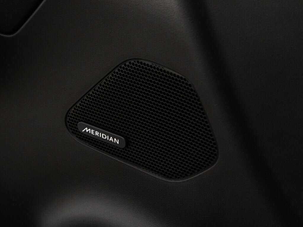 Jaguar F-Pace, 2017 Фото №21