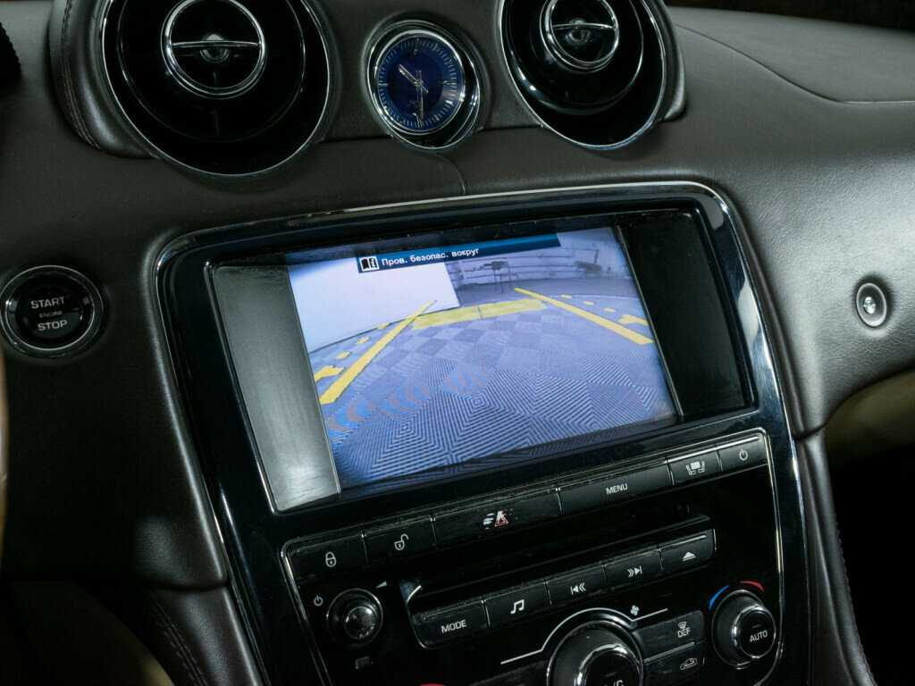 Jaguar XJ, 2010 Фото №21