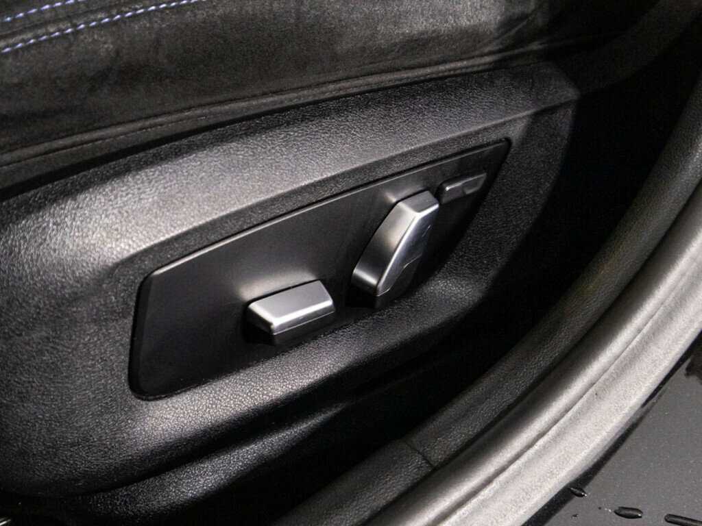 BMW 5 серии 530i xDrive, 2019 Фото №22