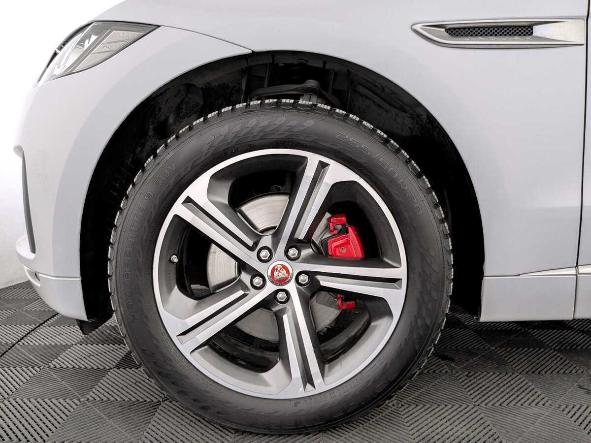 Jaguar F-Pace, 2016 Фото №18