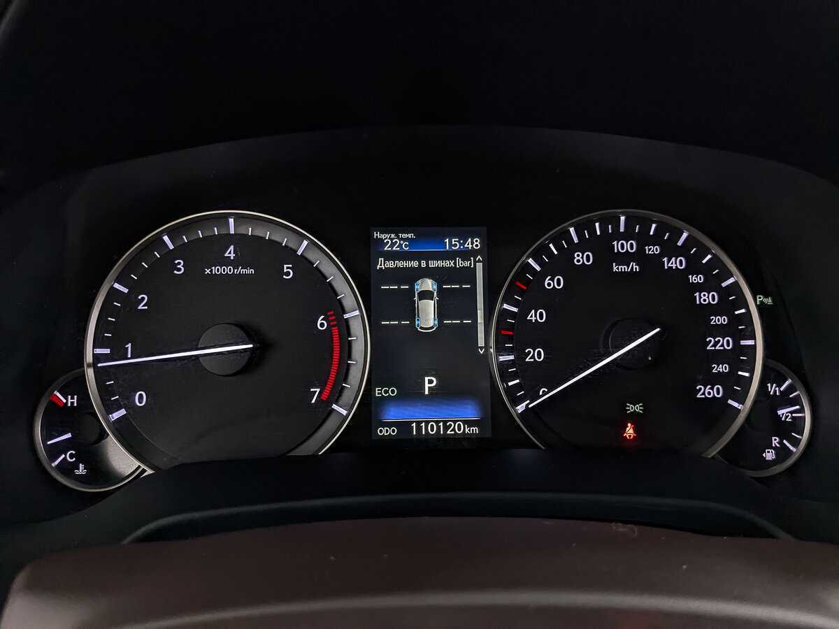 Lexus RX 200t, 2017 Фото №16