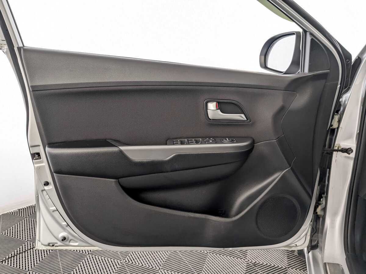 Kia Rio, 2017 Фото №19