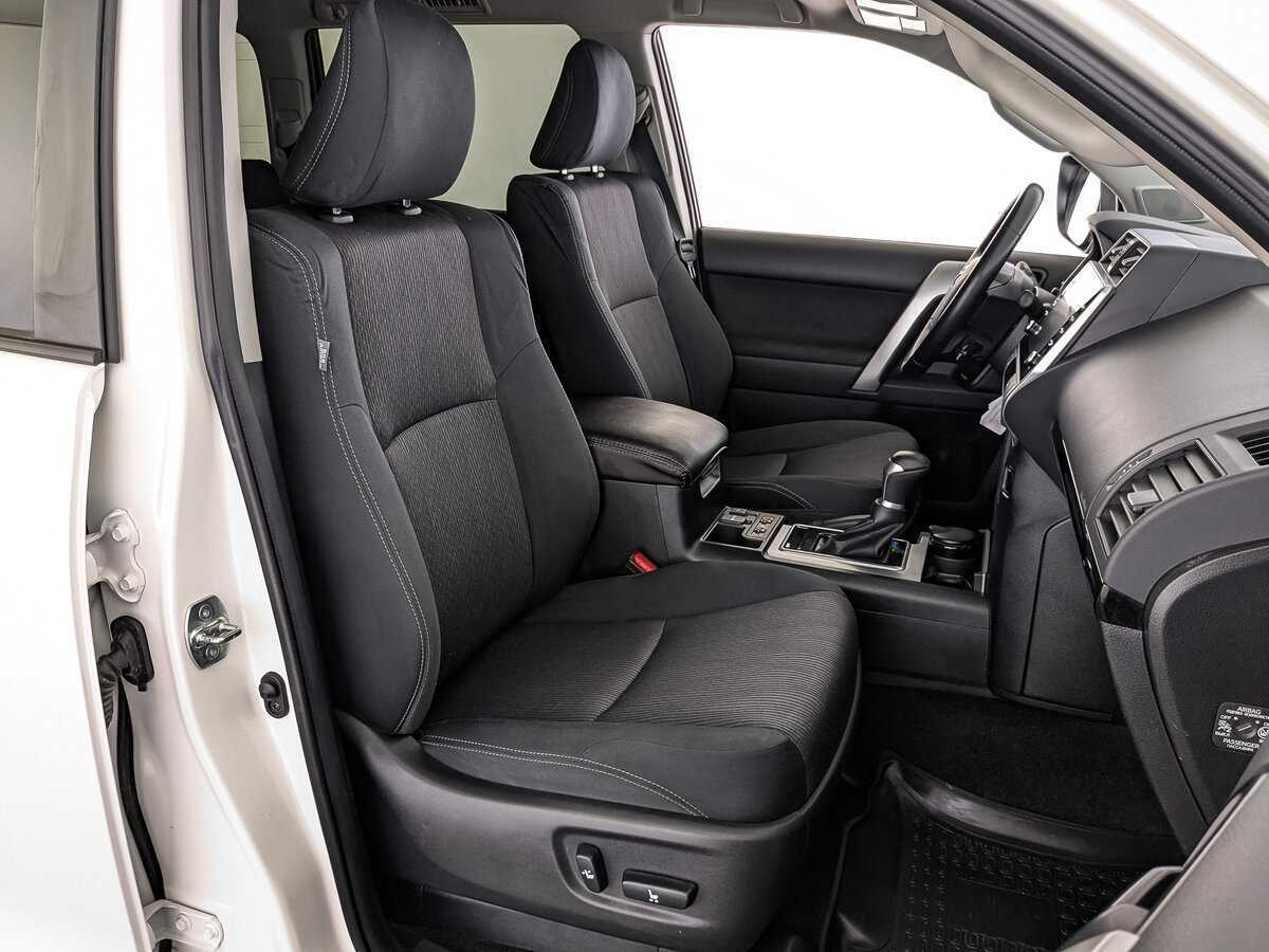 Toyota Land Cruiser Prado, 2021 Фото №21