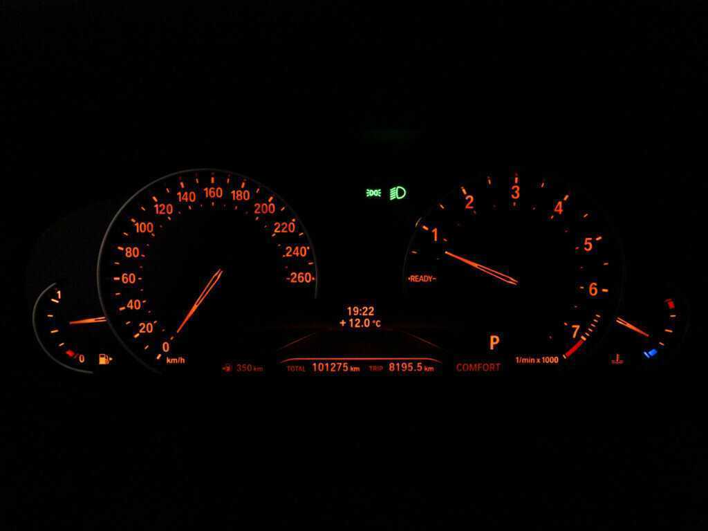 BMW 3 серии 330i, 2019 Фото №12