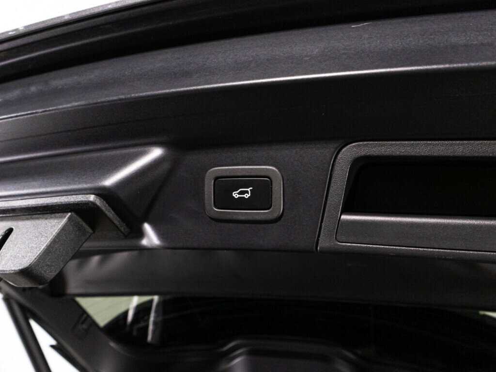 Land Rover Range Rover Velar, 2019 Фото №15