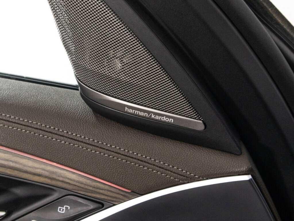 BMW 5 серии 530d xDrive, 2019 Фото №19