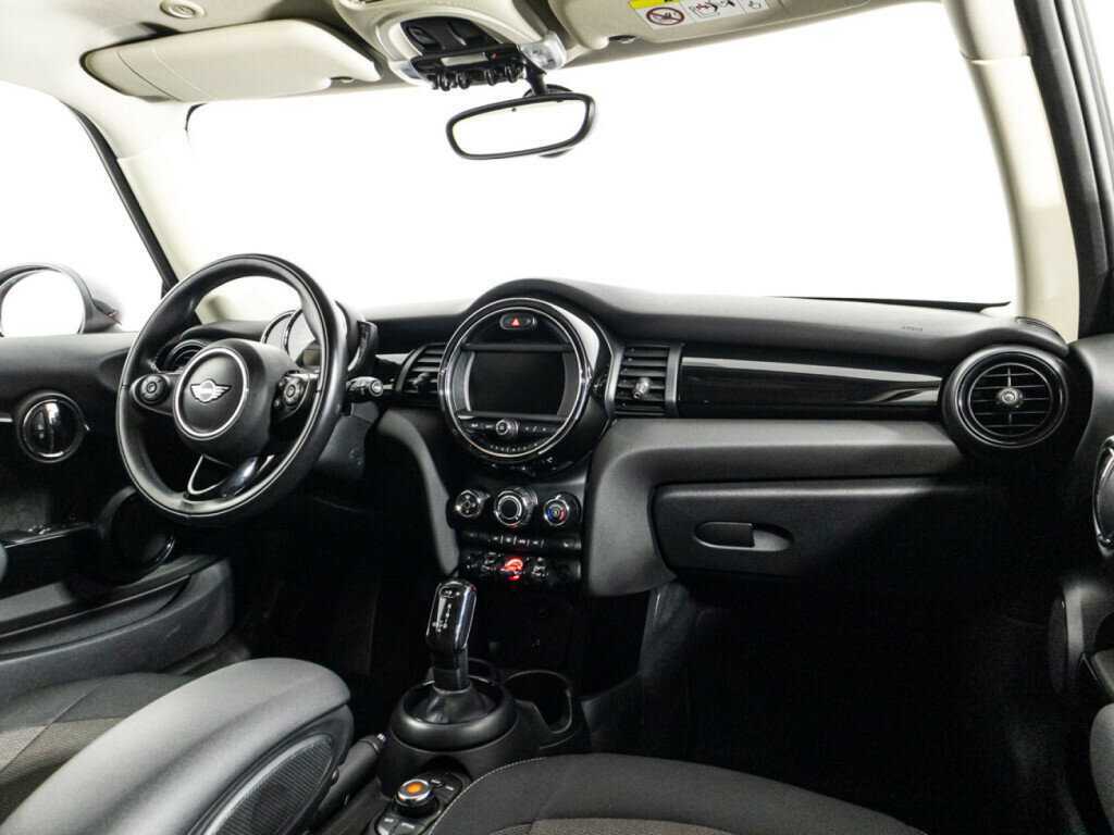 Mini Hatch Cooper, 2018 Фото №9