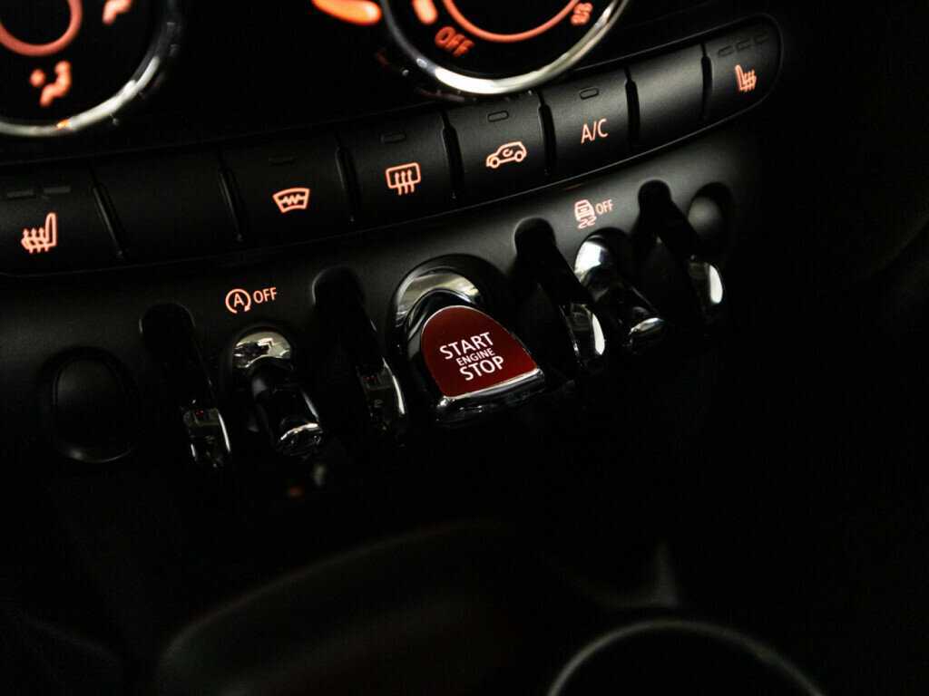 Mini Hatch Cooper, 2018 Фото №16