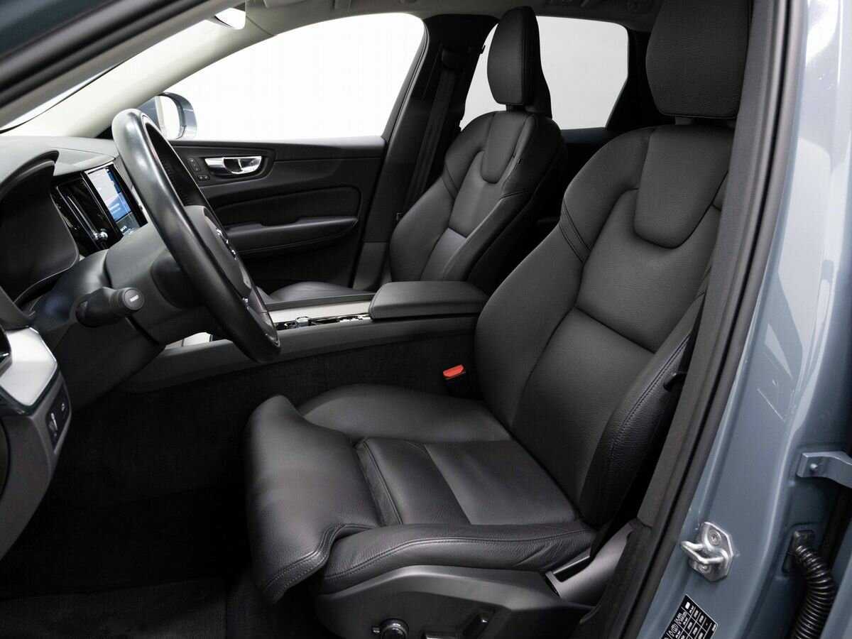 Volvo XC60, 2021 Фото №10