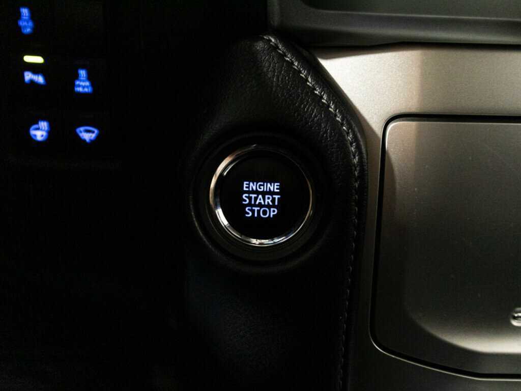 Toyota Land Cruiser Prado, 2021 Фото №20