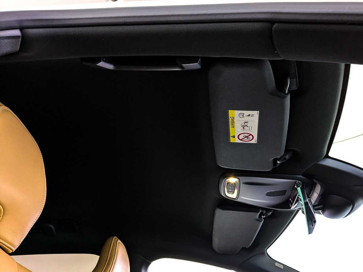 Volvo V40, 2018 Фото №23