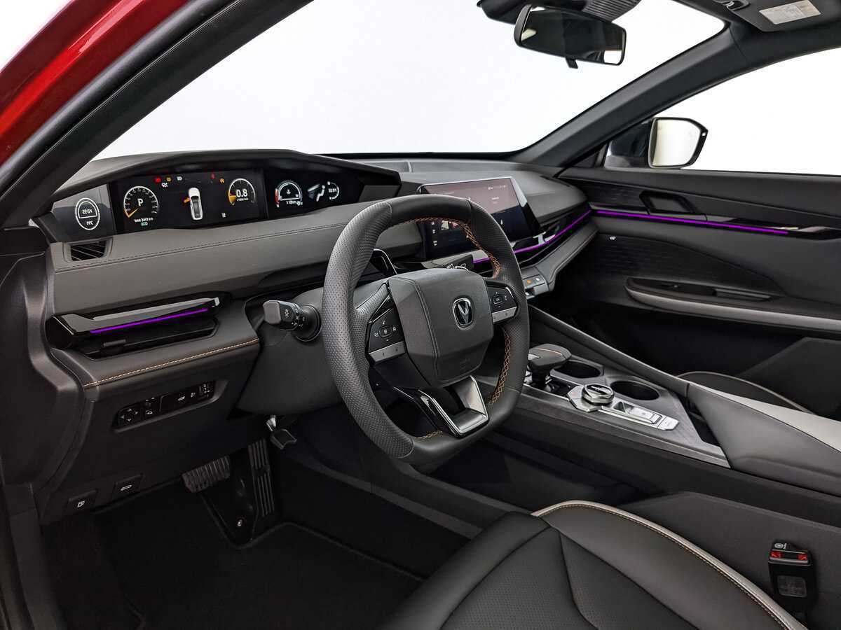 Changan UNI-V, 2024 Фото №15