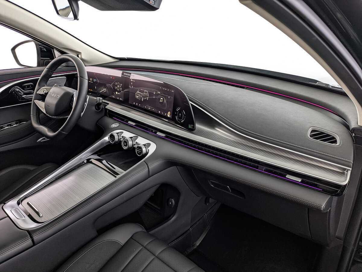 Exeed TXL, 2023 Фото №11