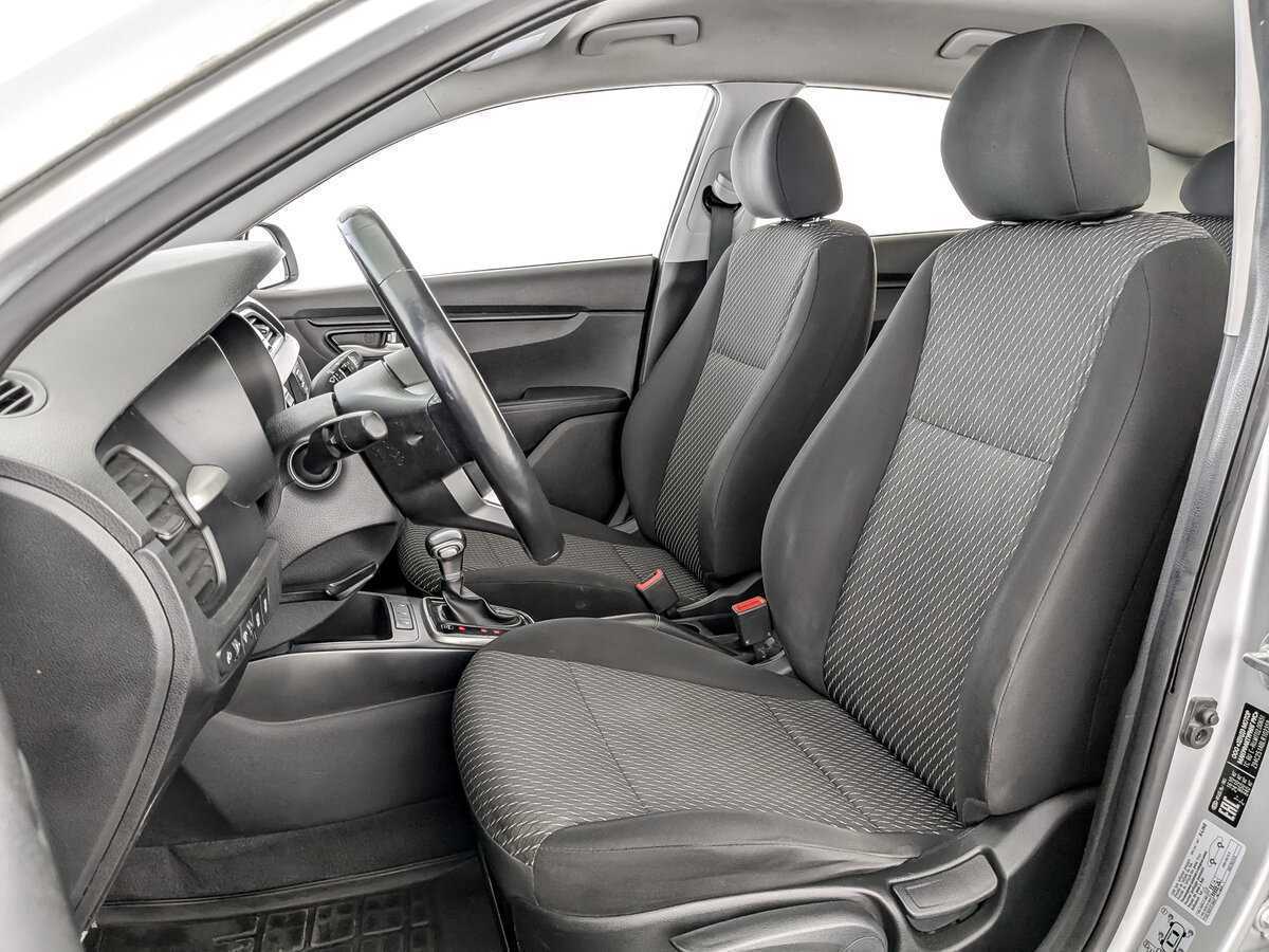 Kia Rio X-Line, 2020 Фото №18