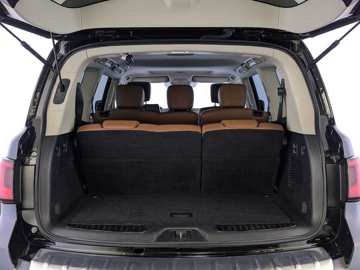 Infiniti QX80, 2018 Фото №10