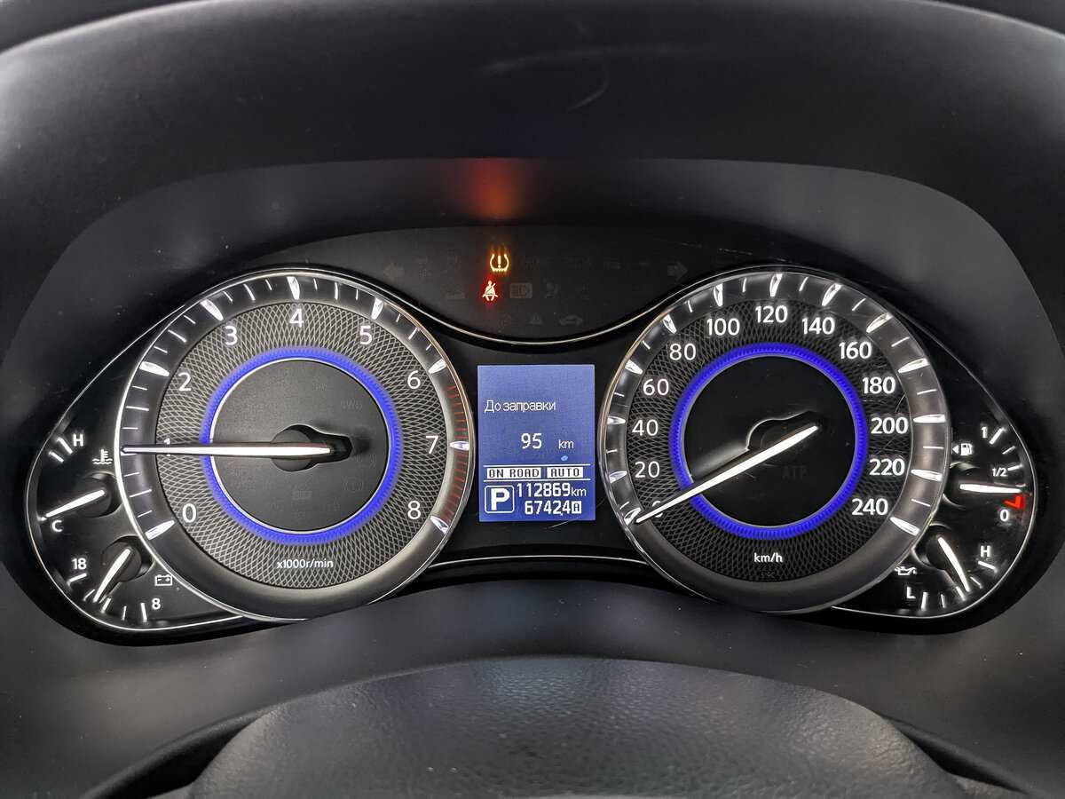 Infiniti QX80, 2018 Фото №16